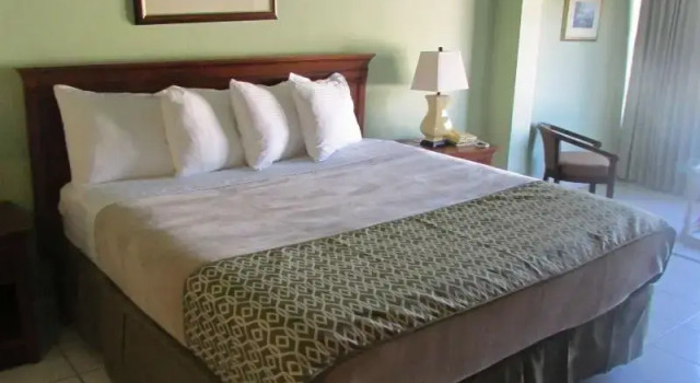 Двухместный номер Superior Village Cay Hotel and Marina