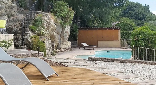 Коттедж Villa in Meounes-les-montrieux