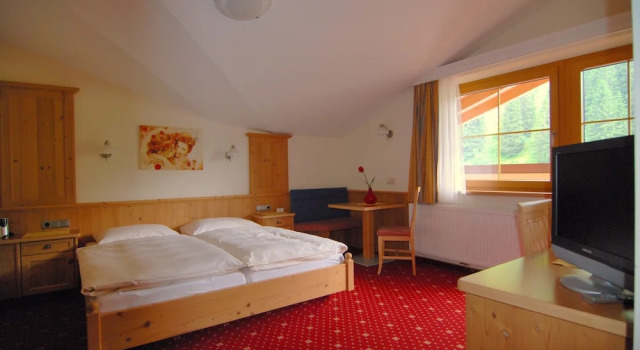 Двухместный номер Standard с балконом и с видом на горы Hotel Garni Forelle