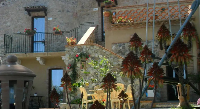 Villa Quiete, Rezerwuj Willa Spadafora Sycylia