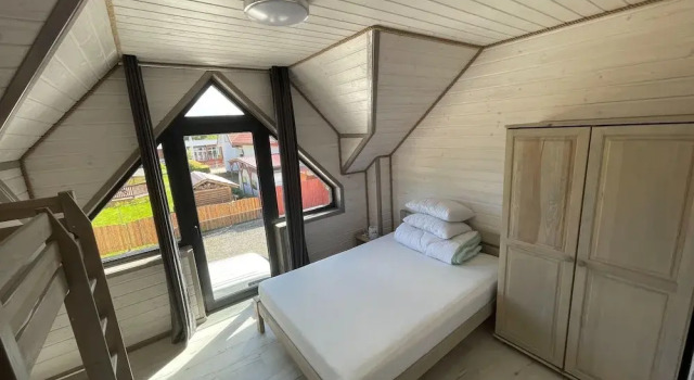 Large Holiday Homes Close to the Beach