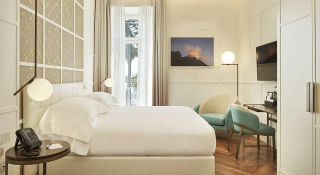 Двухместный номер гостевой De Bonart Naples, Curio Collection By Hilton