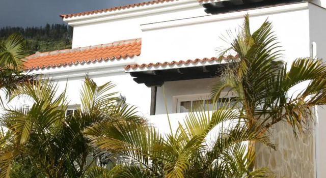Бунгало Apartamentos y Bungalows Finca Colón