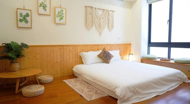 Standaard Tweepersoonskamer Pottery Flower B&B