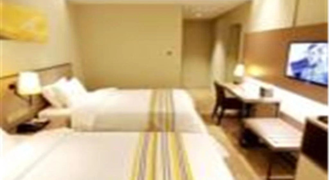 Home Inn Jinan South Gongye Road East Coach Station, Buchen Sie Hotel Li Cheng Jinan