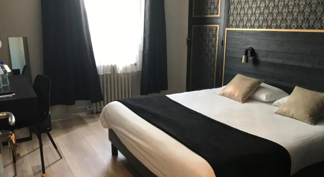 Трёхместный номер Standard The Originals Boutique, Hôtel Victoria, Châtelaillon-Plage