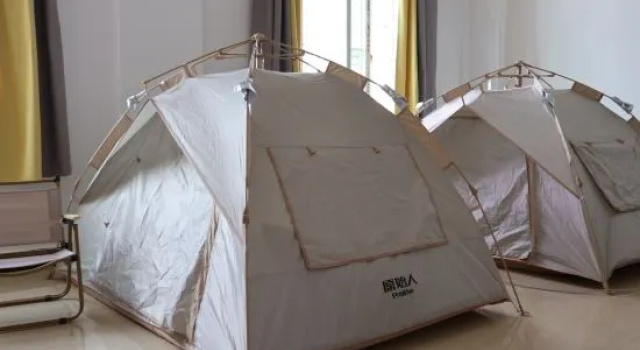 Тент Mango Youth Hostel