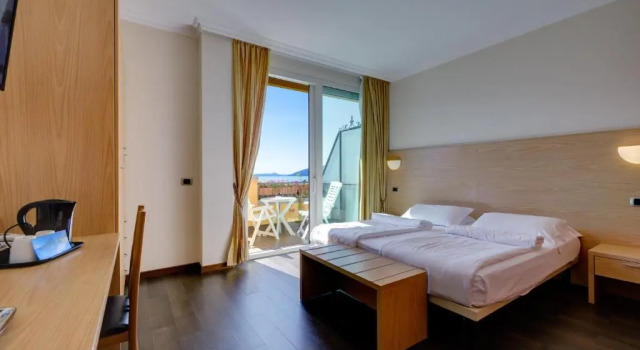 Двухместный номер Standard с видом на озеро Hotel Residence Zust