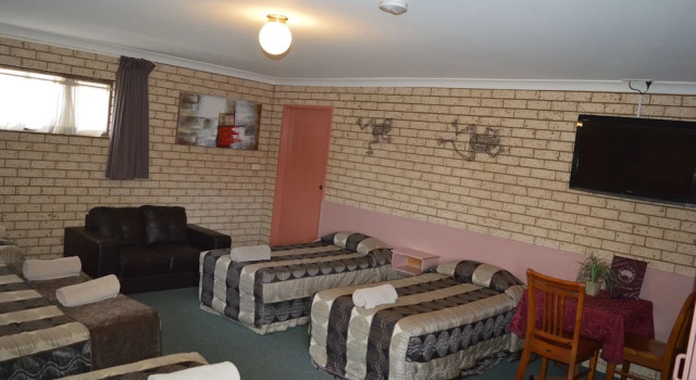 Alamo Motor Inn, Забронировать Отель Nyngan Новый Южный Уэльс