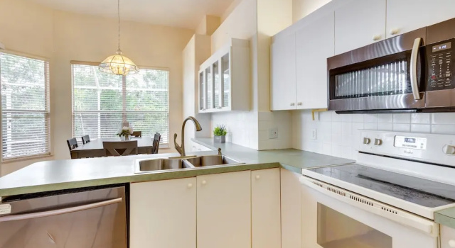 Коттедж с 4 комнатами Port St Lucie Home ~ 3 Mi to Botanical Gardens!