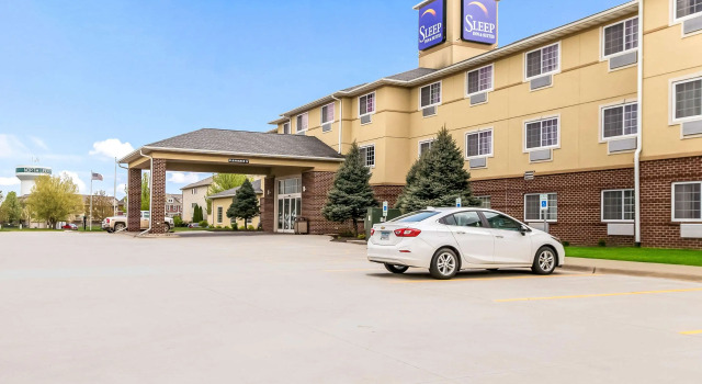 Sleep Inn & Suites North Liberty - Liberty City, Rezerwuj Hotel Hotele w Iowa z basenem, Basen