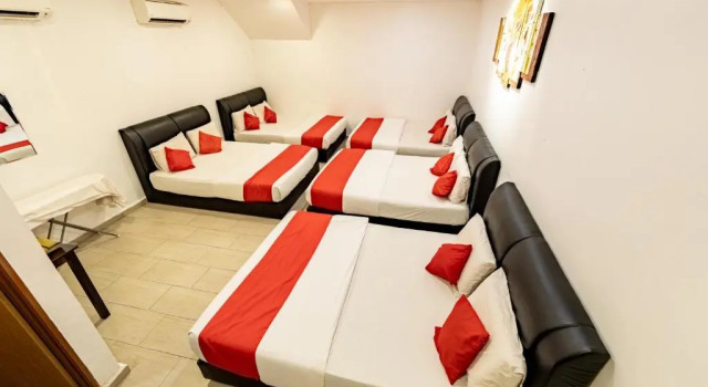 Номер Superior Mary J Hotel Family 10 pax room