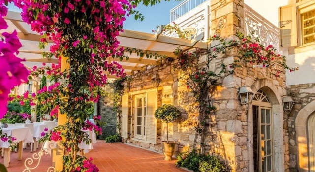 Ipekyol Hotel, Забронировать Отель Отели Чешме с бассейном, рядом с Cesme Bus Terminal, Бассейн