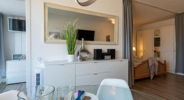 Strandhotel-Heiligenhafen-Wohnung-125-Typ-II-Meerblick-im-Strandhotel, Забронировать Отель Хайлигенхафен земля Шлезвиг-Гольштейн