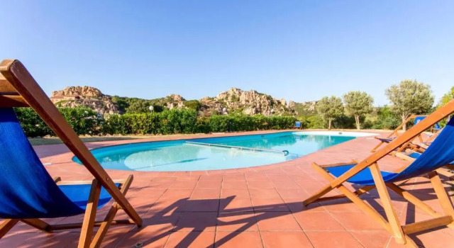 Коттедж с 2 комнатами Terraced house in Costa Paradiso with terrace