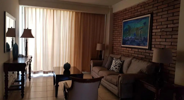 Апартаменты Los Altos Apartments & Studios