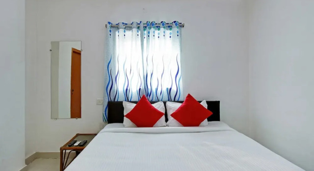 Номер Deluxe Super Hotel O Golden Hive Madhapur Near Shilparamam