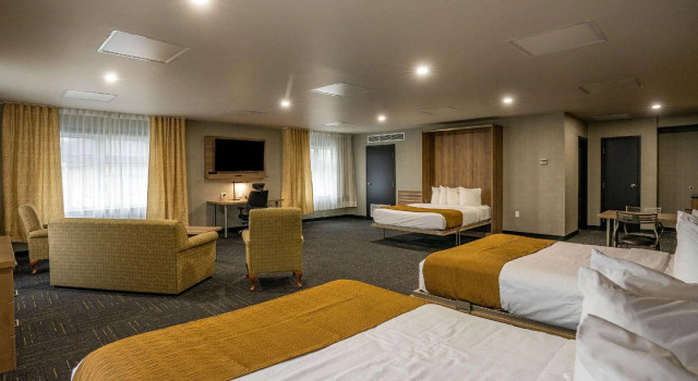 Шестиместный люкс Quality Suites
