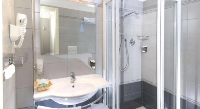 Трёхместный номер Standard с балконом Hotel Antonella & Mael