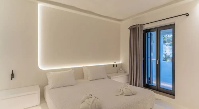 Полулюкс с балконом и с видом на море Tagoo Hills Residences