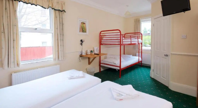 The Bournemouth Maemar Hotel, Забронировать Отель Борнмут Дорсет, рядом с Парк Мейрик
