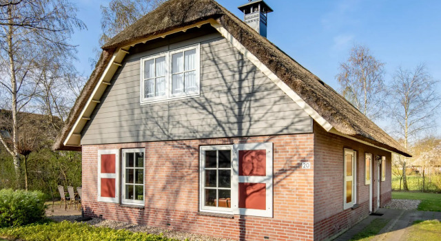 Detached Holiday Home With two Bathrooms Near Appelscha