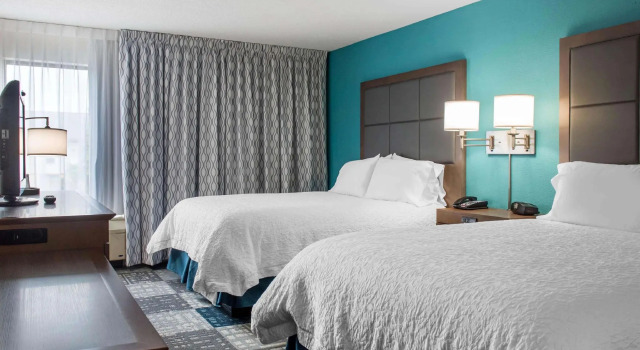 Standard Vierer Zimmer Hampton Inn Douglas