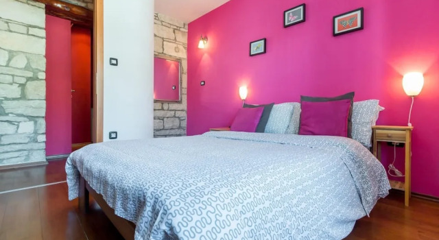 Апартаменты Dante Square Apartment