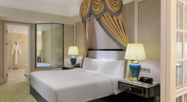 Одноместный номер Standard c 1 комнатой с видом на внутренний двор InterContinental Chengdu Global Center by IHG
