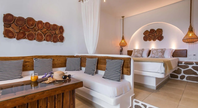 Niki Savvas Studio & Suites, Prenota Affittacamere Hotel a Pollonia con colazione, Colazione