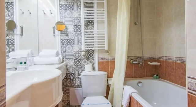 Номер Classic Grand Hotel Murgavets