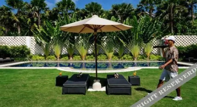 Semara Resort & Spa Seminyak, Забронировать Курортный отель Отели провинции Бали с завтраком, Завтраки