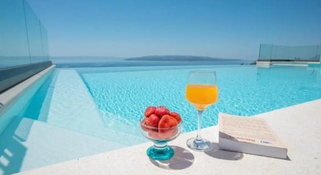 Villa Dinora, Buchen Sie Villa Hotels in Gespanschaft Split-Dalmatien mit Pool, Schwimmbad