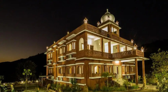 The Sky Imperial Kumbhalmer Resort, Забронировать Курортный отель Отели штата Раджастхана 4 звезды, 4*