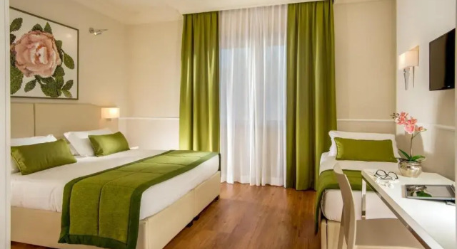 Трёхместный номер Hotel Cristoforo Colombo