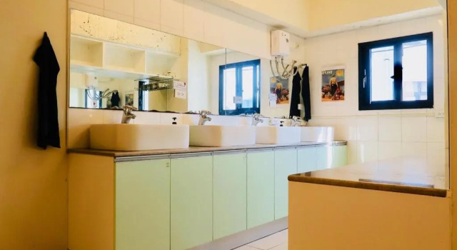 Кровать в общем номере (женский номер) Trip GG Hostel