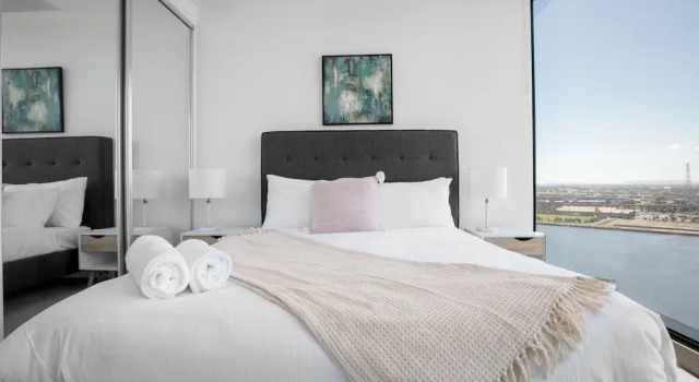Central Melbourne 2br2bt APT on Collins St+parking, Забронировать Отель Отели Мельбурна 4 звезды, рядом с Пристань для яхт «Е», 4*