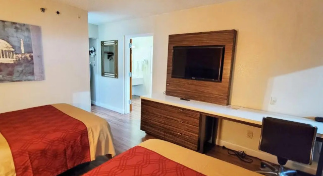 Двухместный люкс Standard Studios & Suites 4 Less Charlotte