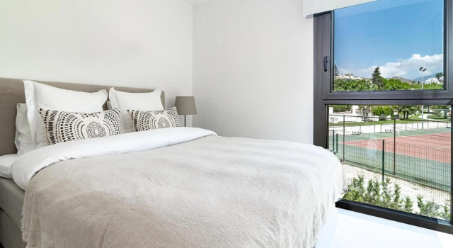 GG- Modern townhouse, families & couples only