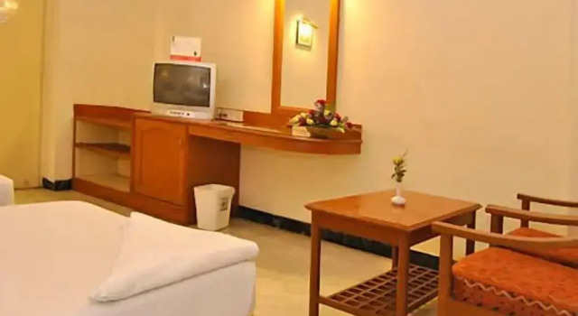 Hotel Atchaya, Забронировать Отель Отели штата Тамилнада с бассейном, Бассейн