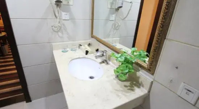 Baifu Hotel, Boek Hotel Hotels in Guangdong met parkeren, Parkeren