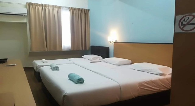 Семейный люкс Hotel 75 Temerloh