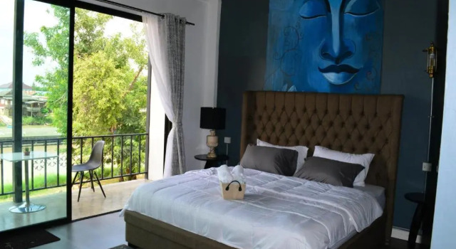 Двухместный номер Deluxe с видом на реку Home Ayutthaya