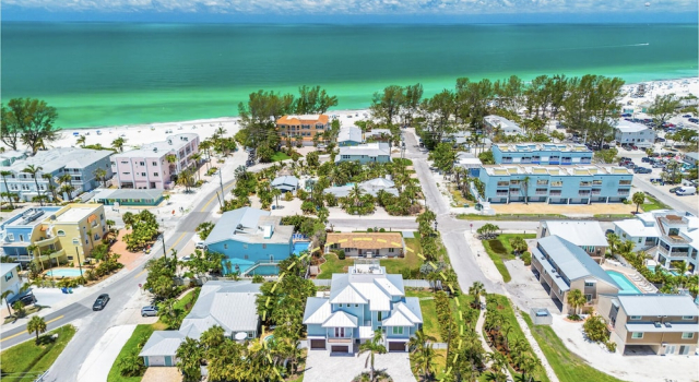 Коттедж Sunshine & Good Times managed by Beach Retreats