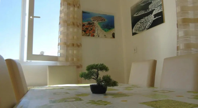 Apartment Šimeto, Забронировать Апартаменты/квартира Примоштен Шибеник
