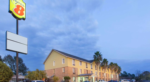 Кровать в общем номере Americas Best Value Inn Lafayette