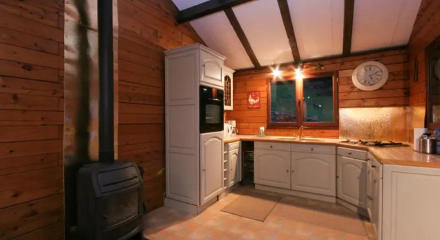 Lakeside Cabin Lac de Chaumecon, Prenota Appartamento Brassy Morvan