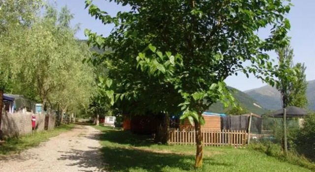 Camping Ribera del Ara, Book Campground Hotels in Aragon with Parking, Parking