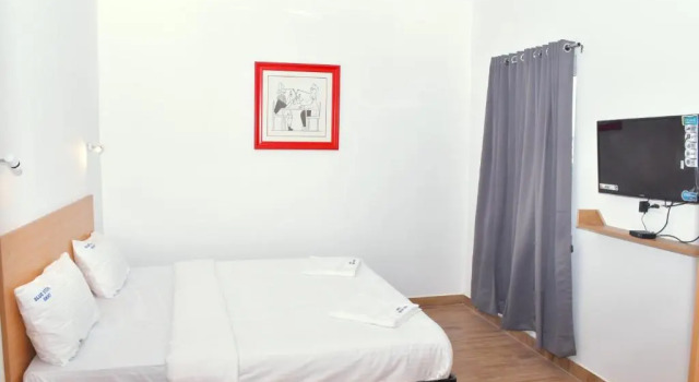 Hotel Bluestone, Rezerwuj Hotel Hotele w Andhra Pradesh z parkingiem, Parking
