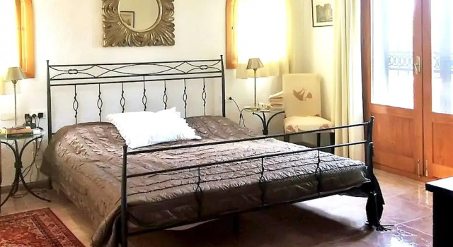 Villa With 5 Bedrooms in Jávea, With Wonderful Mountain View, Private